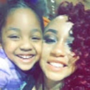 Meet your Posher, Chelsie